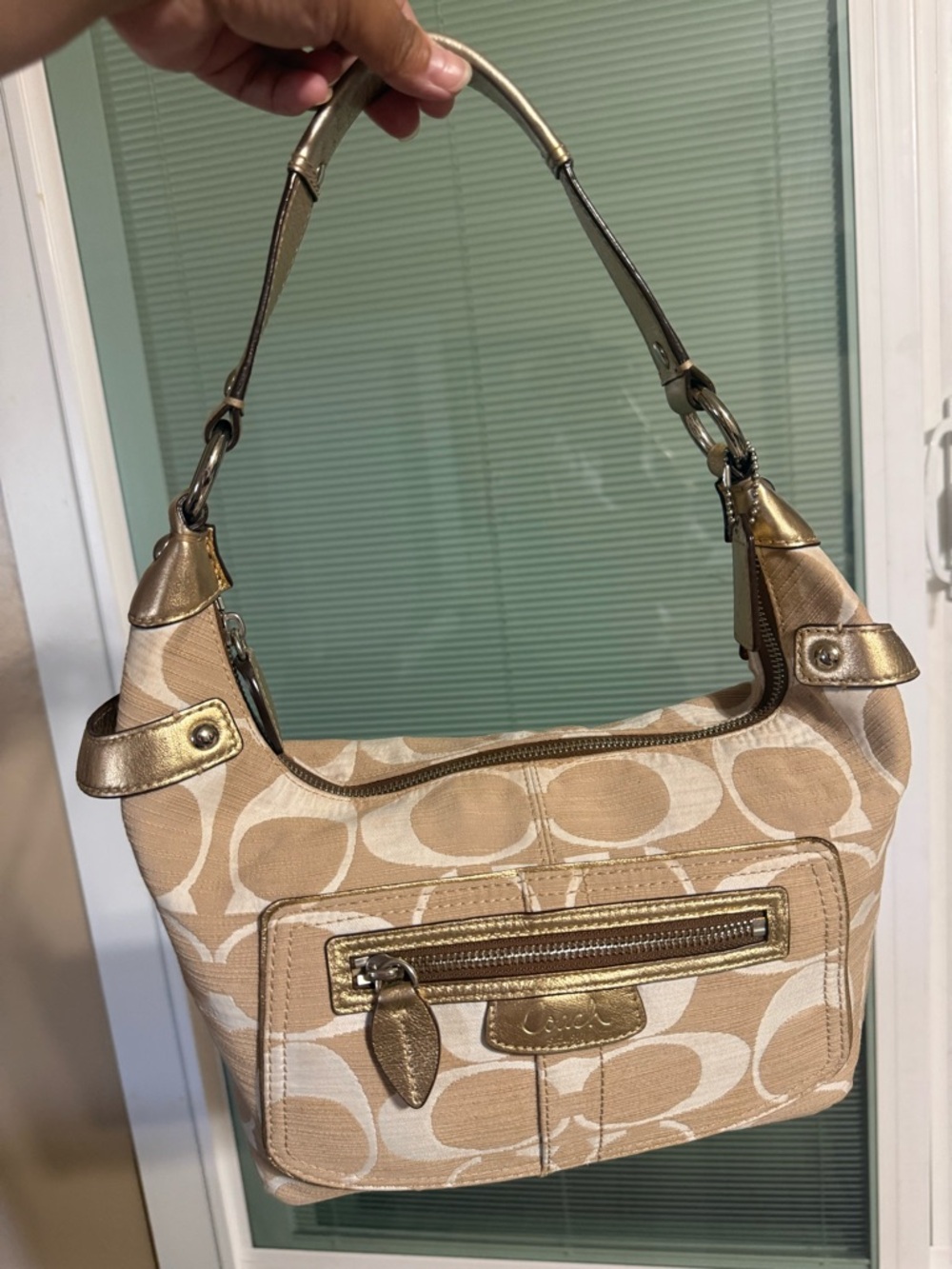 Coach bag Beige Signature Pattern Shoulder Bag